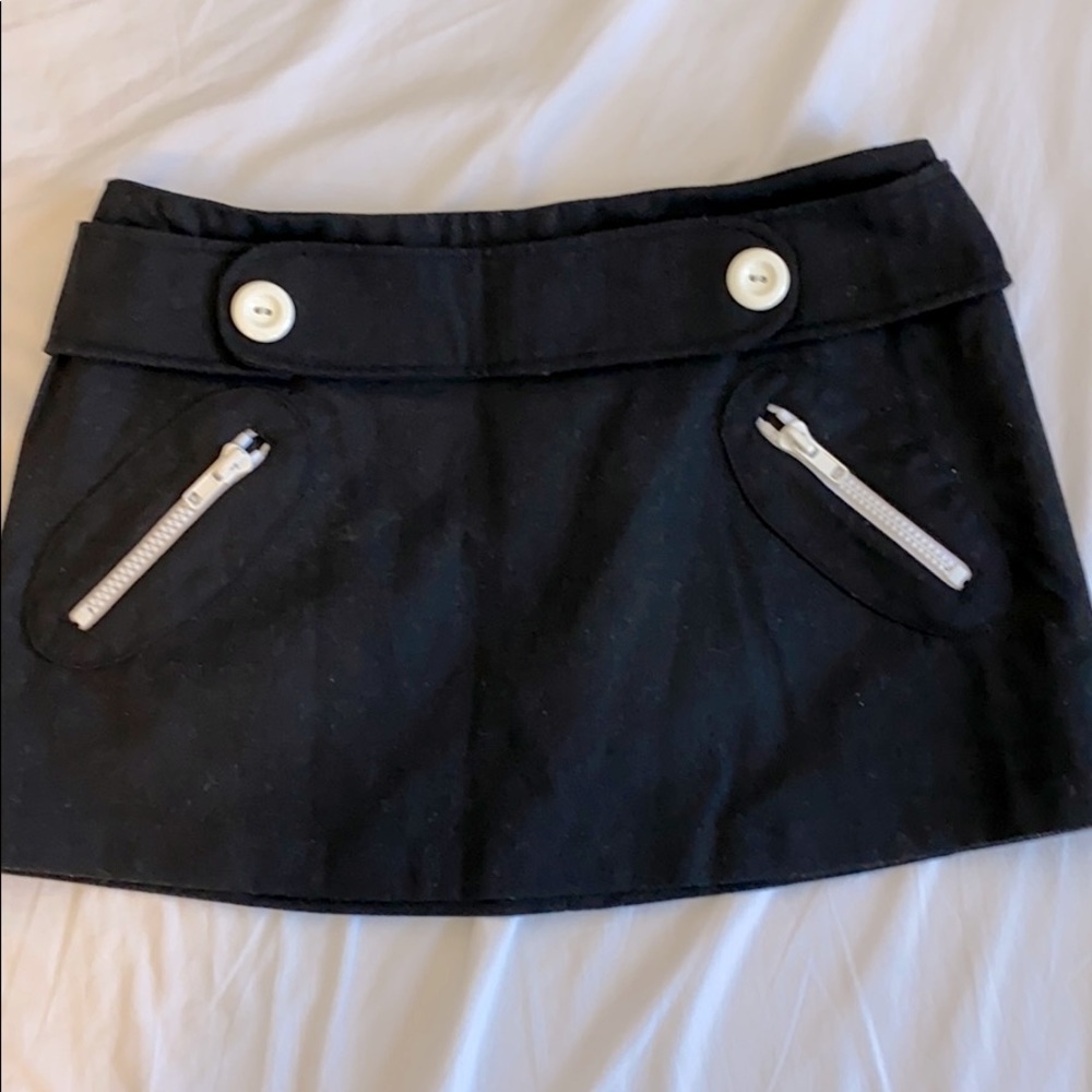 Mod mini skirt